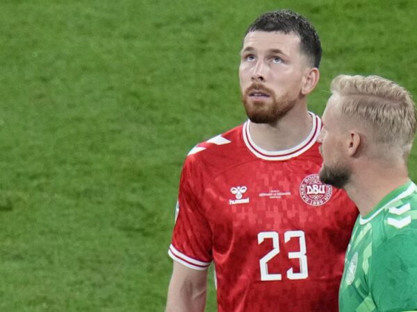 Euro 2024 latest: German police say man who climbed onto stadium roof might be wannabe photographer