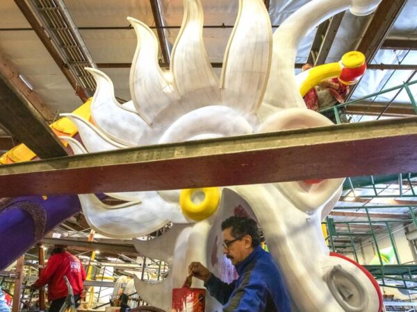 'I feel horrible': Tournament drops Rose Parade builder