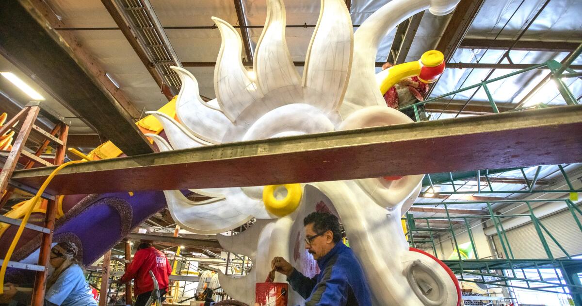 'I feel horrible': Tournament drops Rose Parade builder