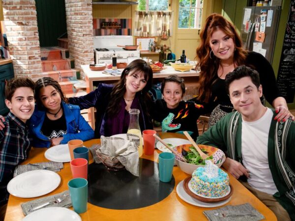 Selena Gomez sets stage for 'Wizards Beyond Waverly Place'