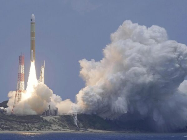 Japan launches an advanced Earth observation satellite on its new flagship H3 rocket