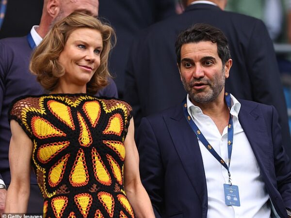 Newcastle co-owners Amanda Staveley and Mehrdad Ghodoussi are set to leave the club