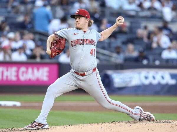 Andrew Abbott, Reds take down spiraling Yanks