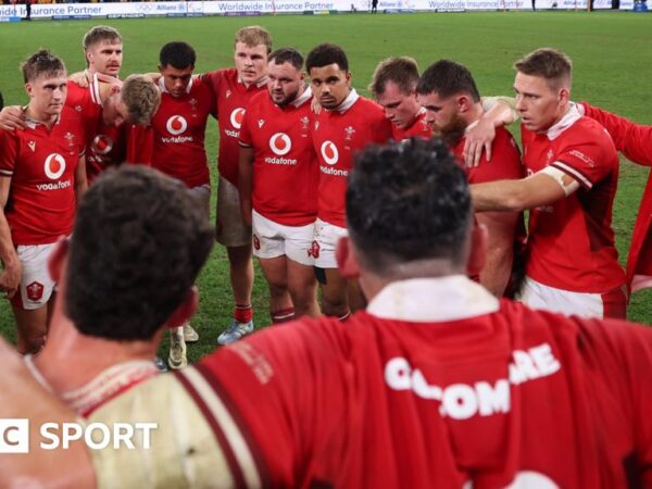 Australia v Wales: Gatland' side aim to level series in Melbourne