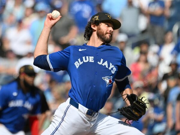 Blue Jays RHP Jordan Romano undergoes elbow procedure