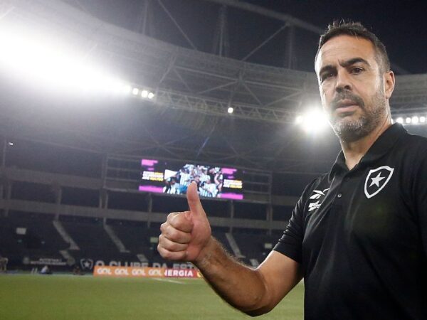 Botafogo é favorito ao título brasileiro? O que Artur Jorge pensa