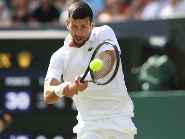 Djokovic atropela Rune e vai às quartas em Wimbledon