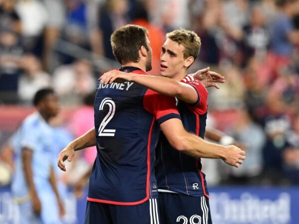 Giacomo Vrioni's latest brace leads Revs past Atlanta United