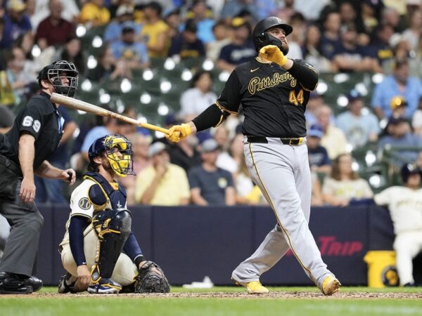 Homer-happy Pirates look to flex muscles vs. Brewers