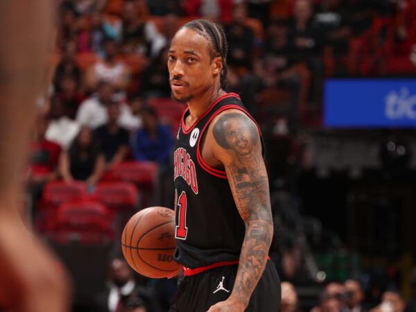 Lakers Trolled By NBA Fans After DeMar DeRozan to Kings in Sign-and-Trade from Bulls | News, Scores, Highlights, Stats, and Rumors