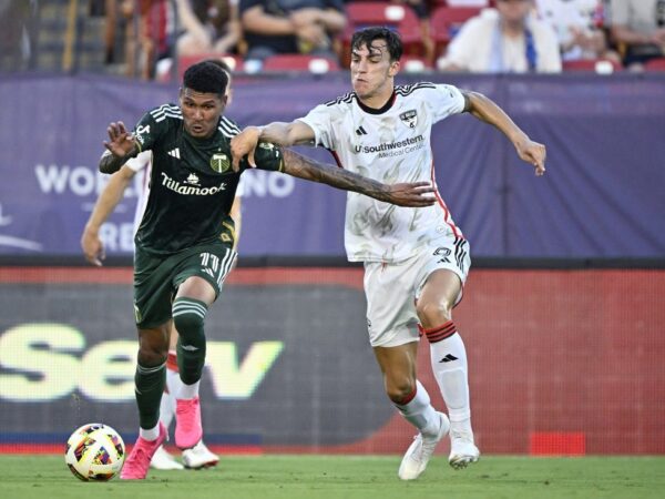 Late own goal by Timbers lifts FC Dallas to win