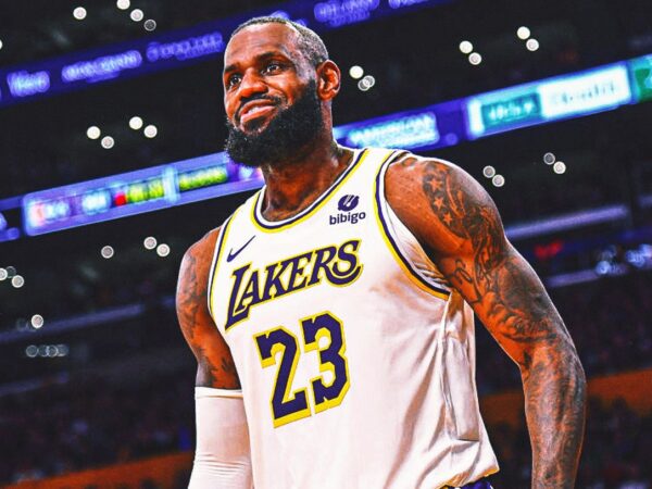 LeBron James reportedly re-signs with Lakers on 2-year max deal