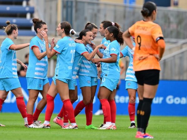 Mallory Swanson lifts Red Stars over Dash