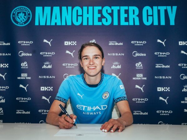 Manchester City lay down marker by signing Vivianne Miedema