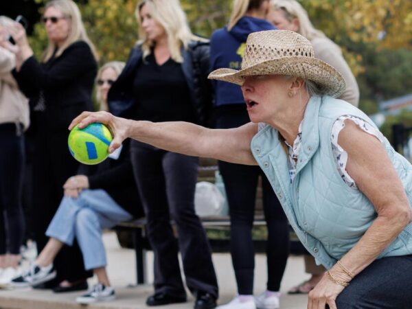 Move over, pickleball: Bocce reigns supreme in this ritzy part of L.A.