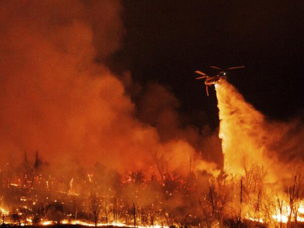 Photos: Thompson fire in Northern California forces evacuations