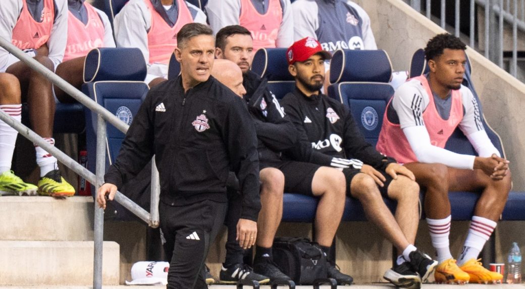 Slumping Toronto FC in tough against Crew side operating in high gear