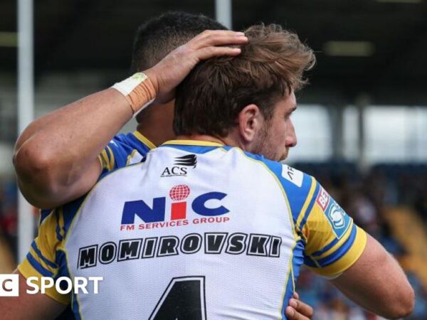 Super League: Leeds Rhinos 17-16 London Broncos - Brodie Croft drop goal wins it