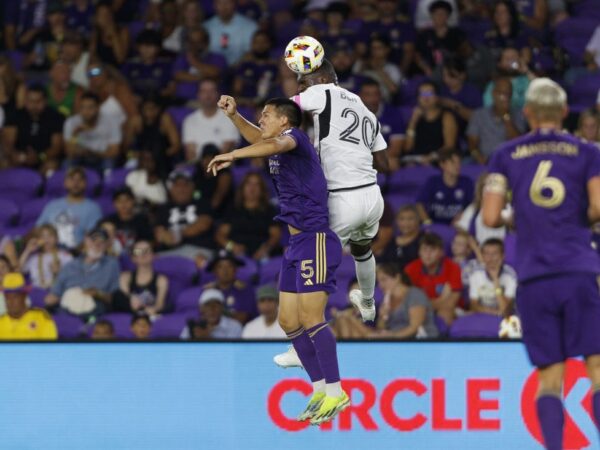 Surging Orlando City roll past slumping D.C. United