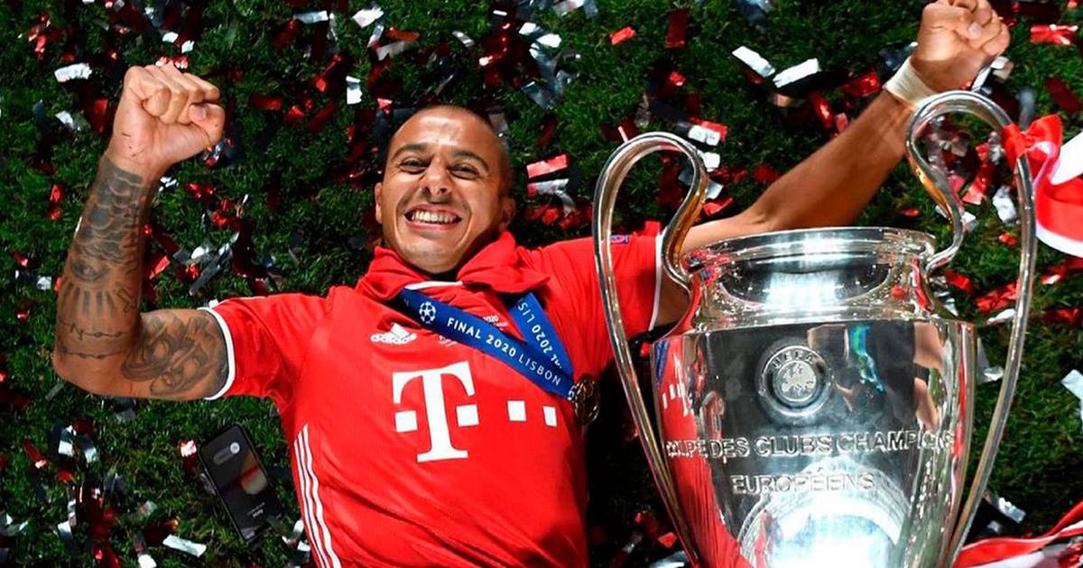 Thiago Alcántara cuelga los tenis tras 18 años de carrera en Europa: ‘Gracias, futbol’