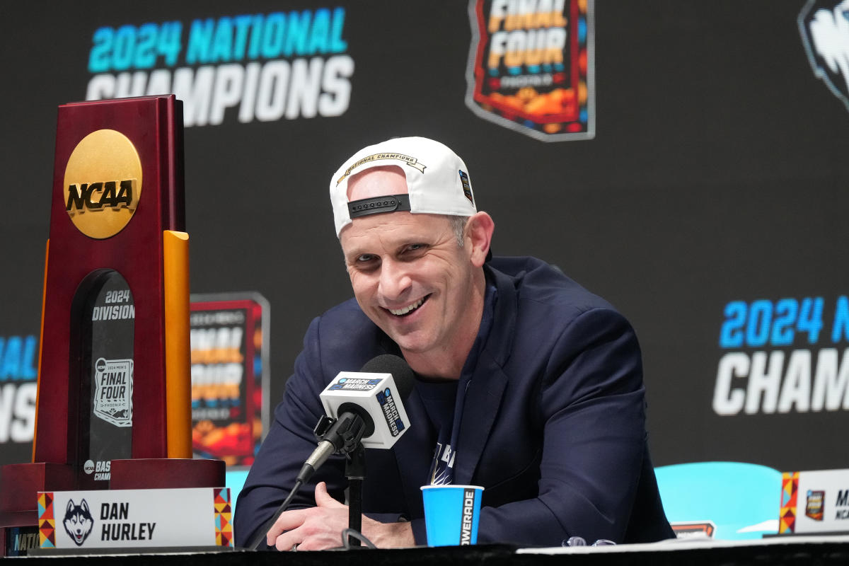 UConn, head coach Dan Hurley agree to new six-year, $50M contract