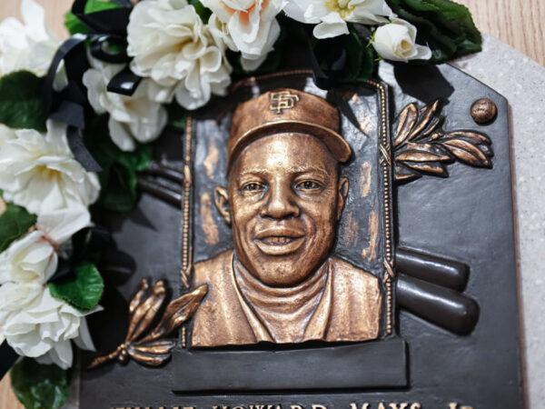 Willie Mays Honored by Obama, Bonds, Baker, More at Giants' Celebration of Life | News, Scores, Highlights, Stats, and Rumors