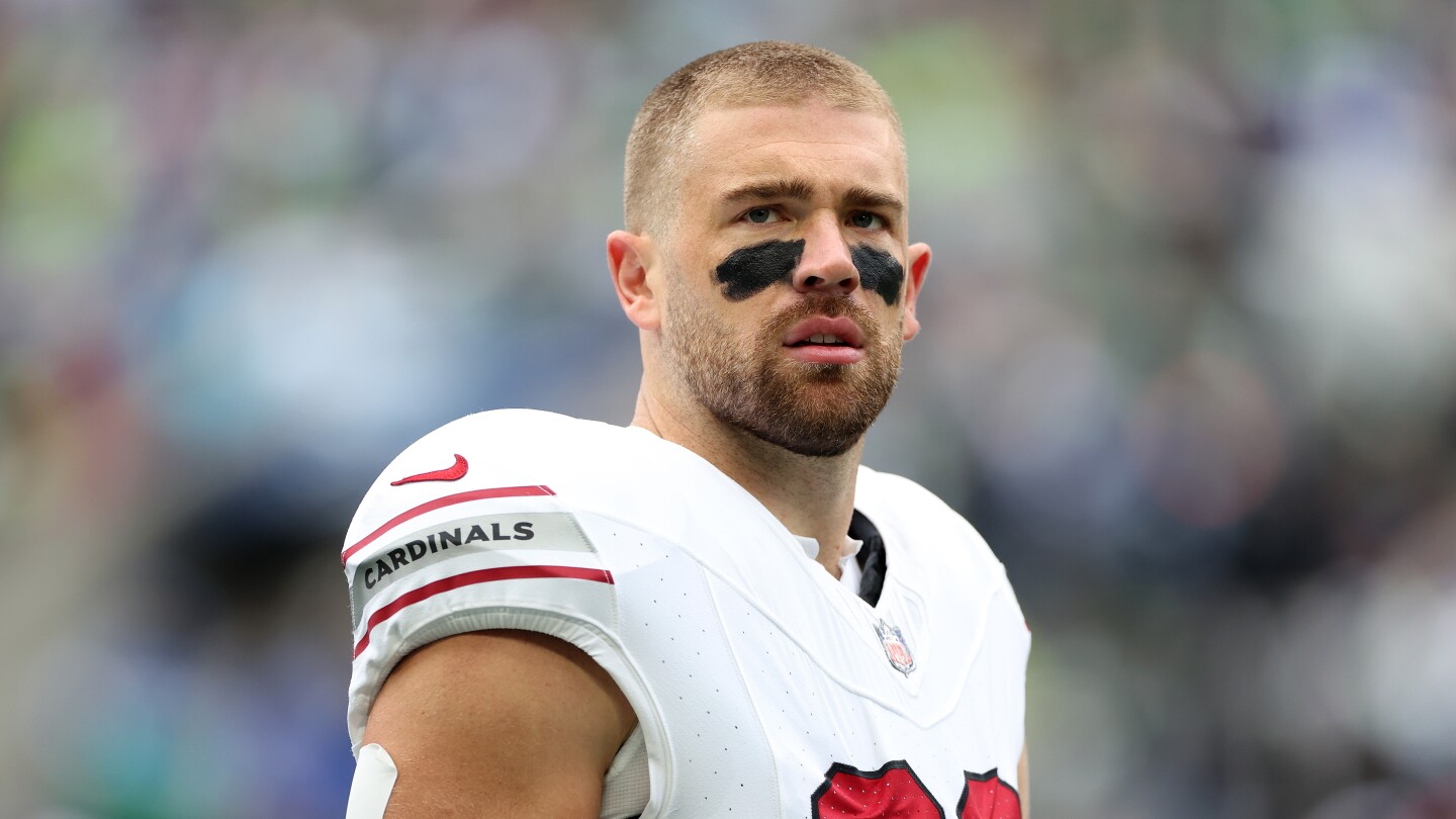 Zach Ertz using experience with Kliff Kingsbury to help Commanders learn offense